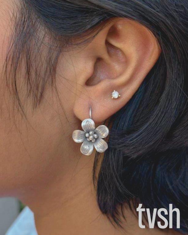 Silver Flower Hook