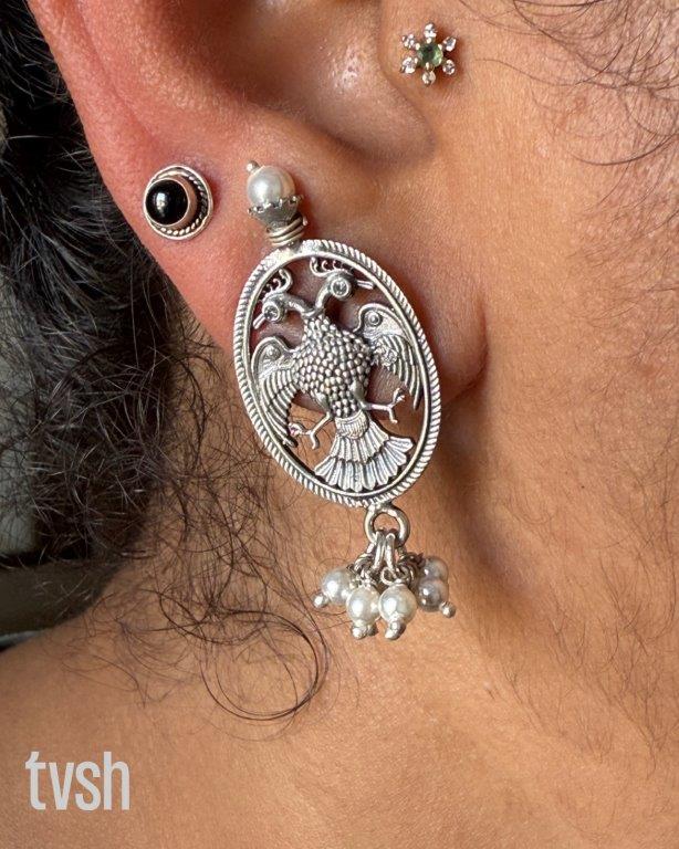 Ghandabherunda Silver Stud