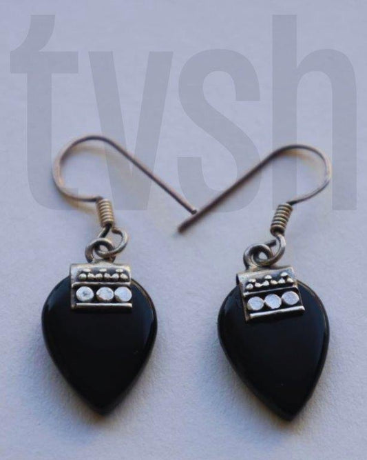 Silver hanging with black onyx