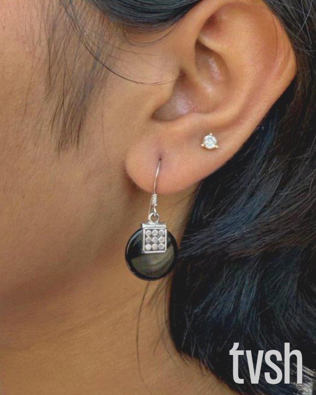 Silver hanging with black onyx