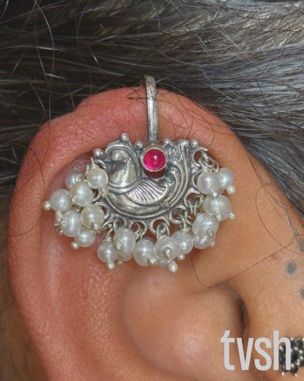 Clip on BUGUDI (no piercing required)