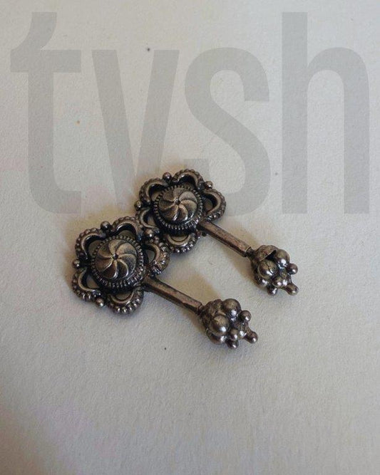 SILVER BUGUDI